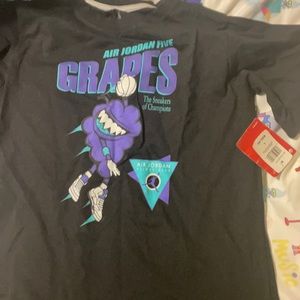 Grapes 5 tshirt